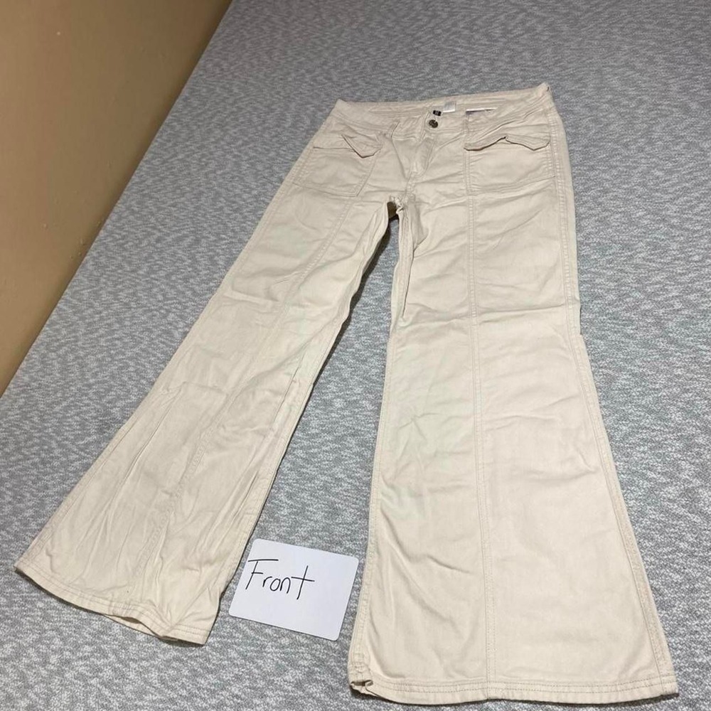 H&M Divided cream flare pants women10. 100% cotton. SKU-B990